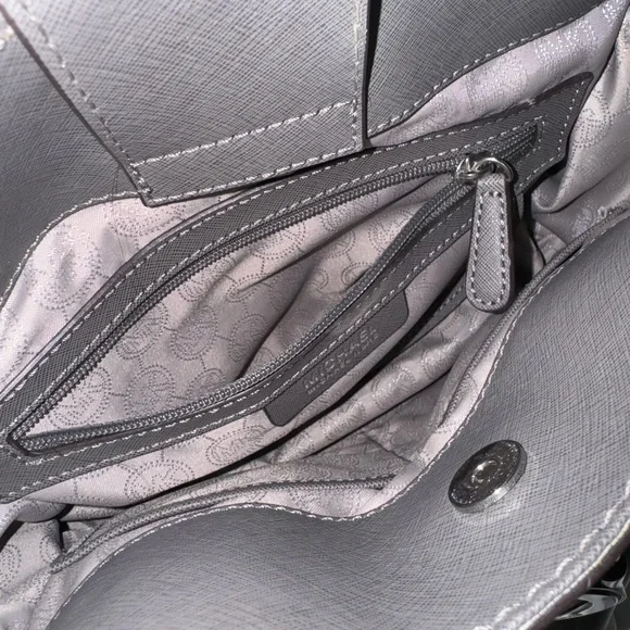 Michael Kors Authentic Michael Kors Grey Lock & Key Purse - Picture 10 of 15